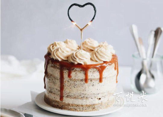 焦糖伯爵紅茶奶油蛋糕，清新茶香甜而不膩，手殘黨也能做